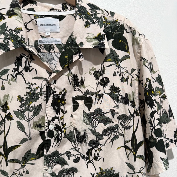 Norse Projects Floral Print Camp Collar Button Down Shirt Size Medium - Picture 6 of 8